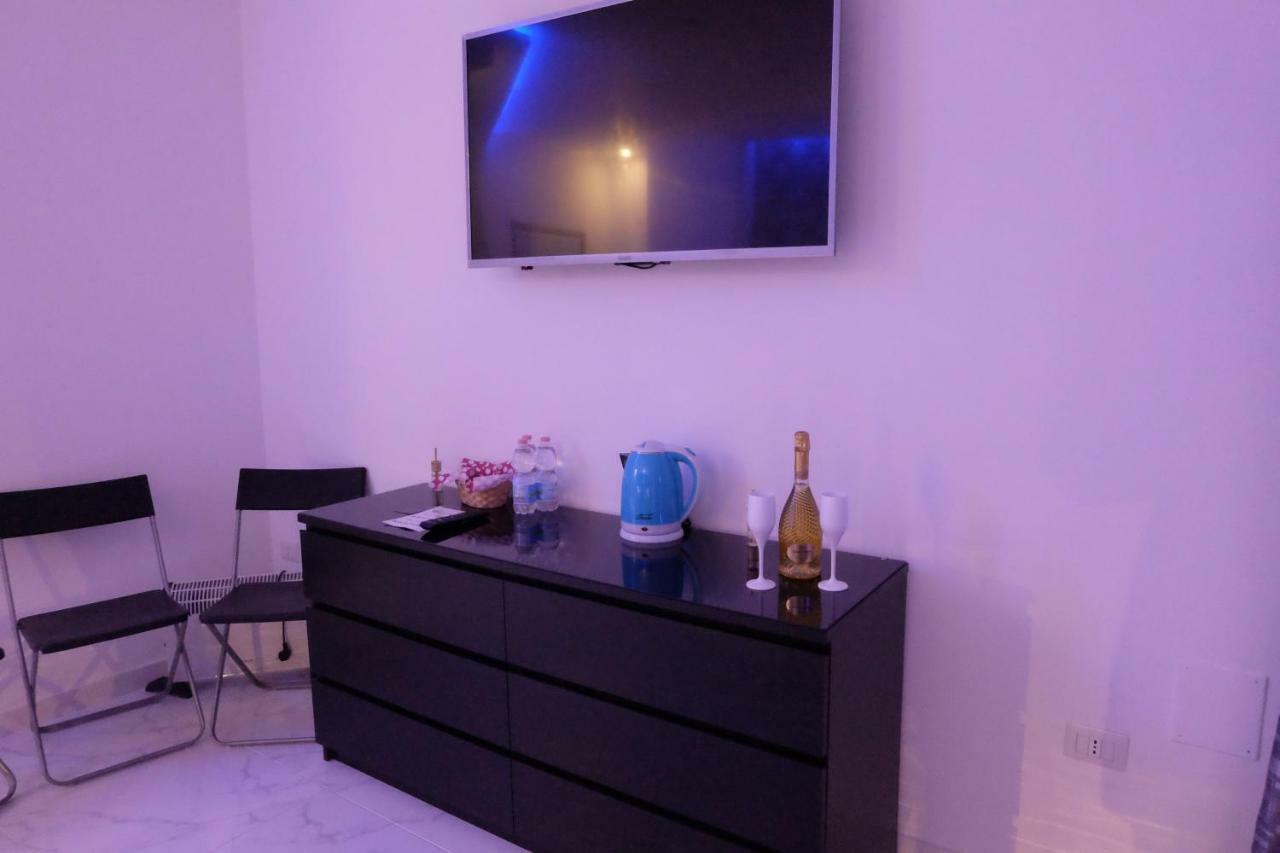 White Room Idromassaggio Su Richiesta Napoli Dış mekan fotoğraf